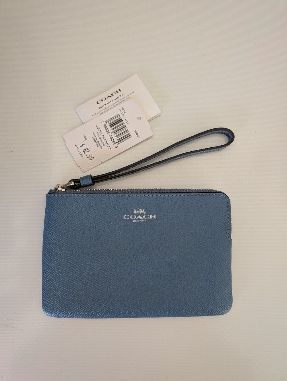 NWT Coach Blue Leather Zip Wristlet
